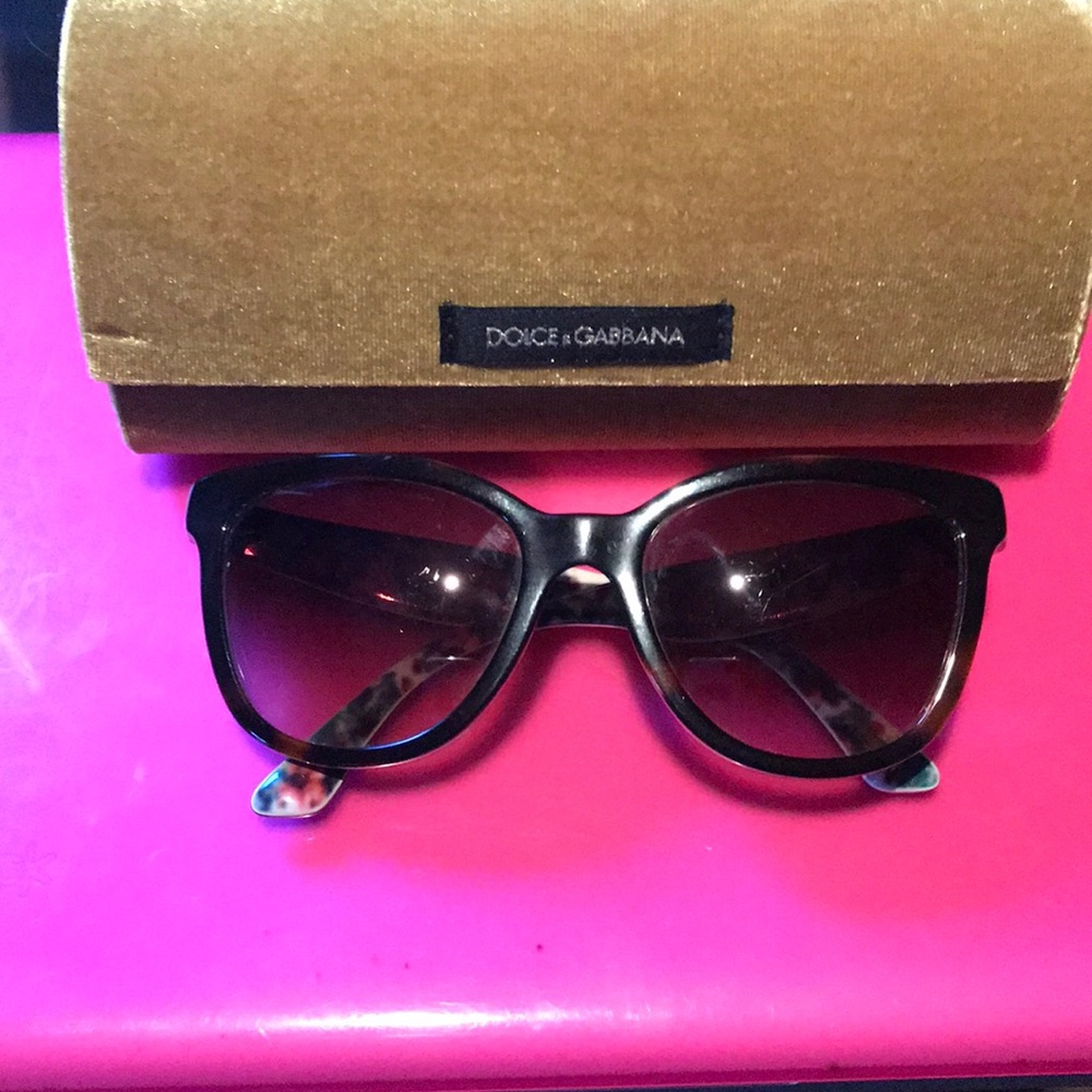 Sun glasses
